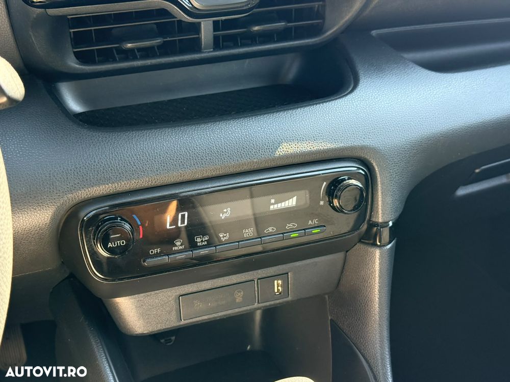 Toyota Yaris - 19