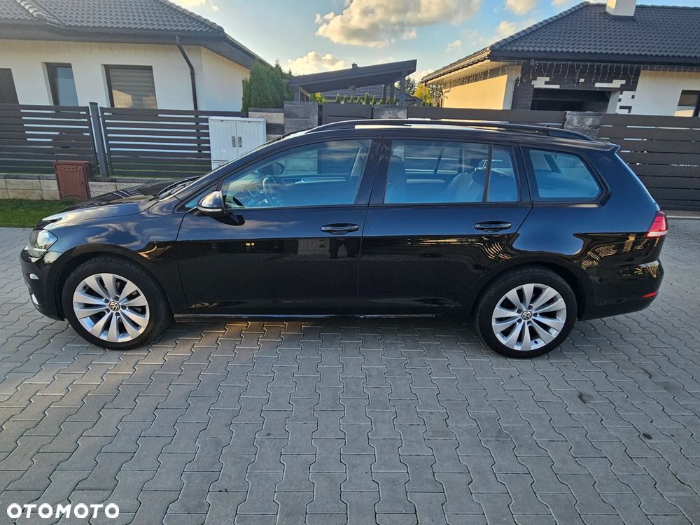 Volkswagen Golf - 3