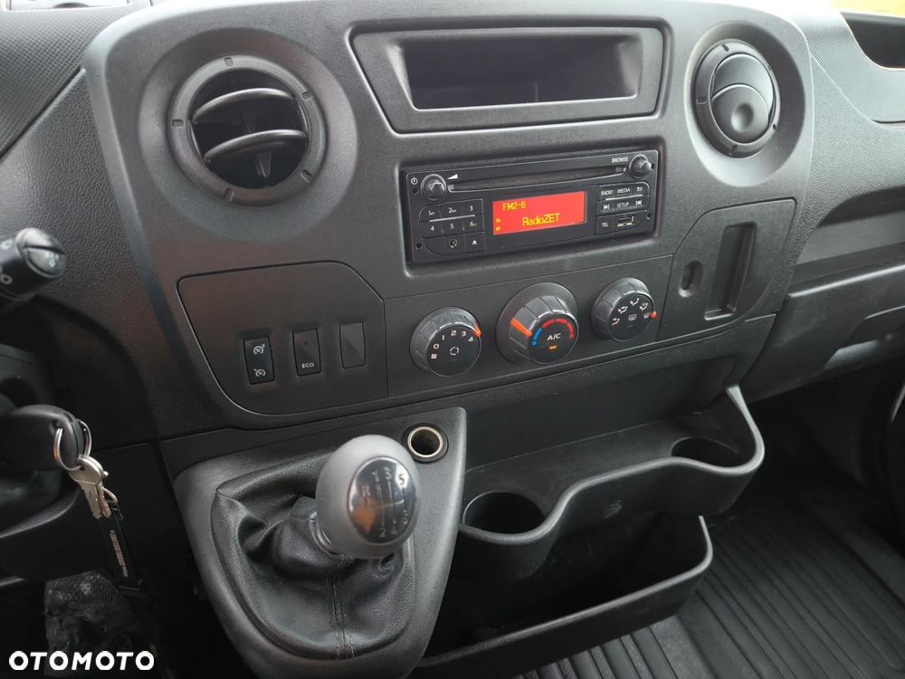 Opel Mowano - 17