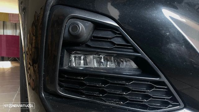 BMW 218 Gran Tourer d Pack M Auto - 9