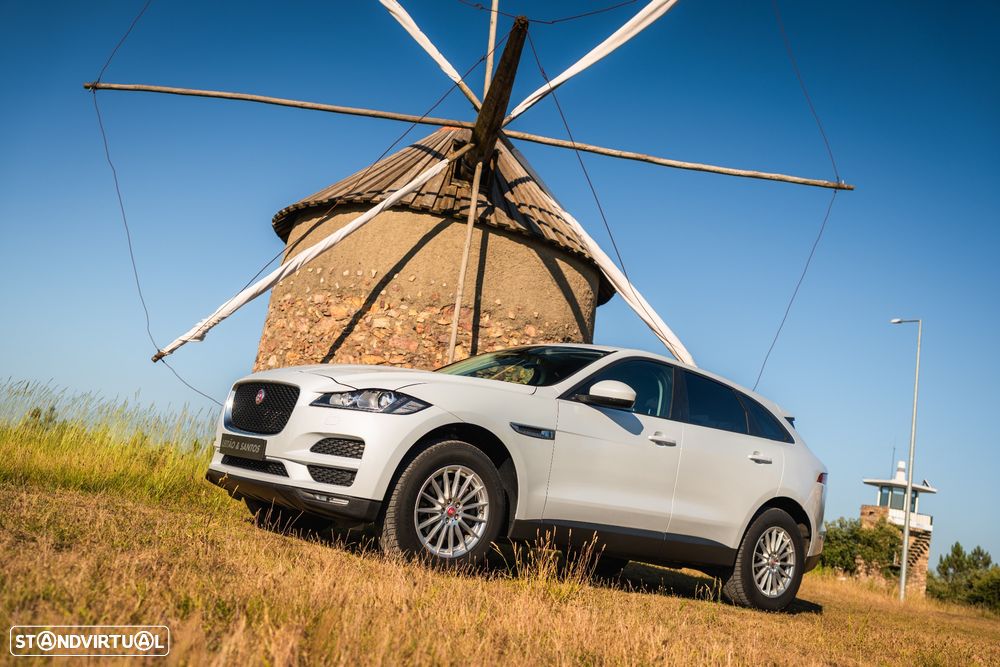 Jaguar F-Pace 2.0 i4D Pure - 46