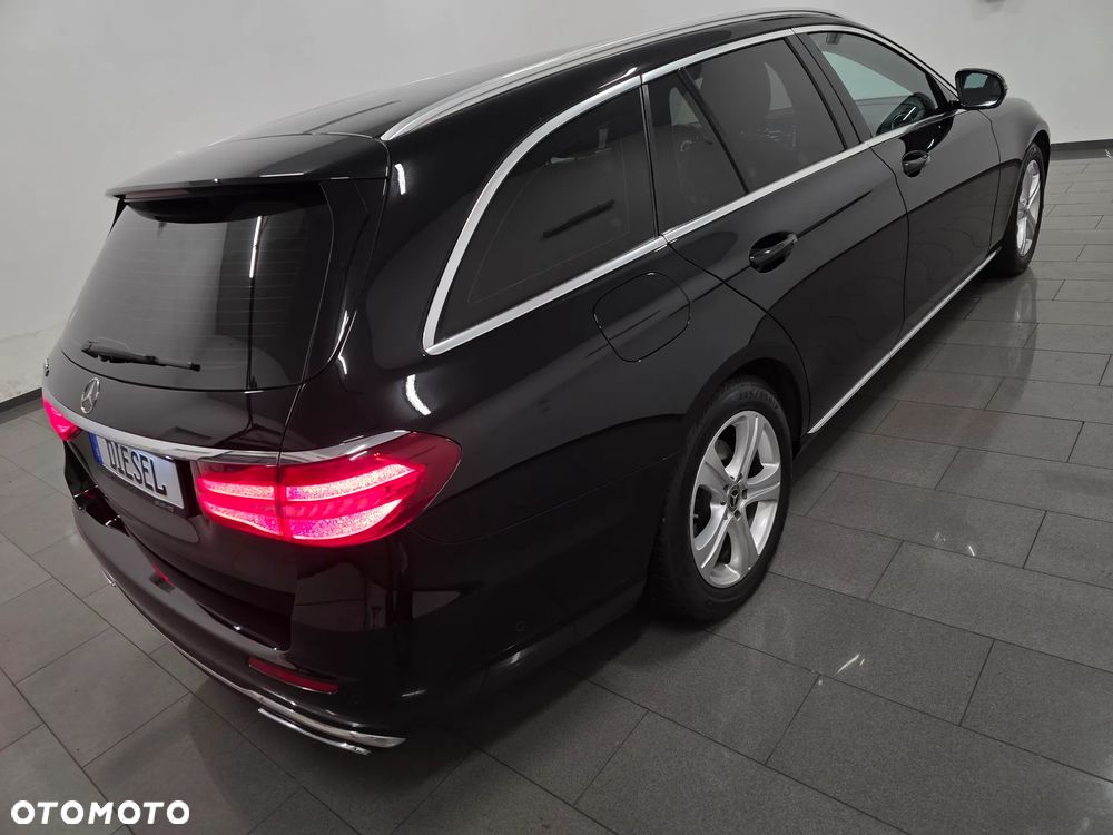 Mercedes-Benz Klasa E 220 d 9G-TRONIC AMG Line - 6