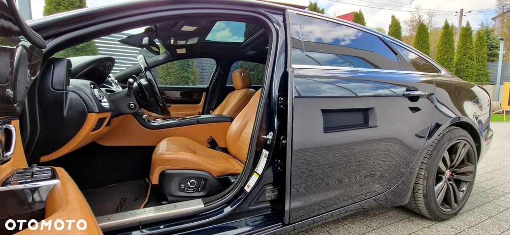 Jaguar XJ 3.0 T LWB Portfolio - 31