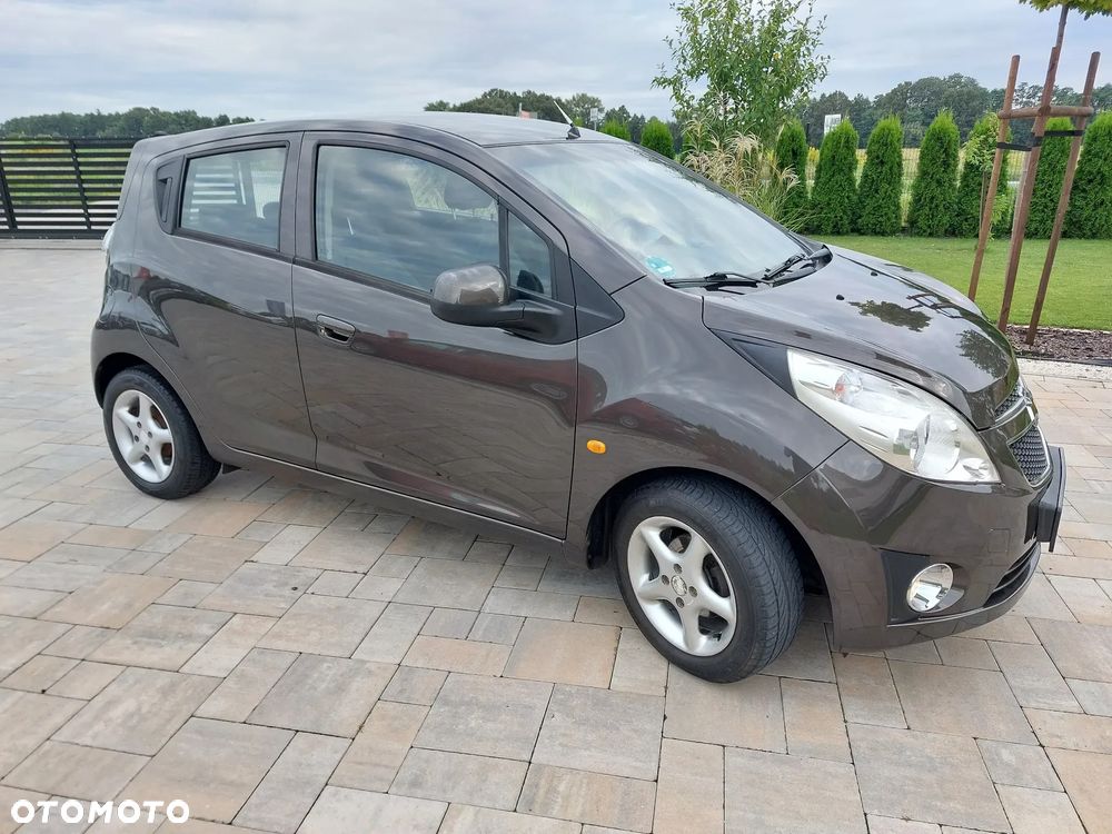 Chevrolet Spark 1.0 LS - 26