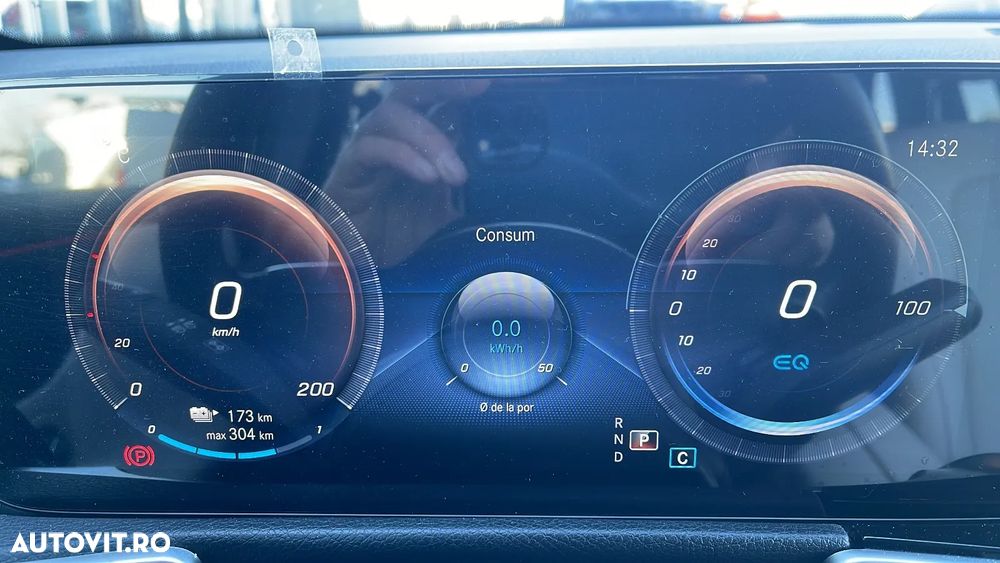 Mercedes-Benz EQB 350 4MATIC - 13