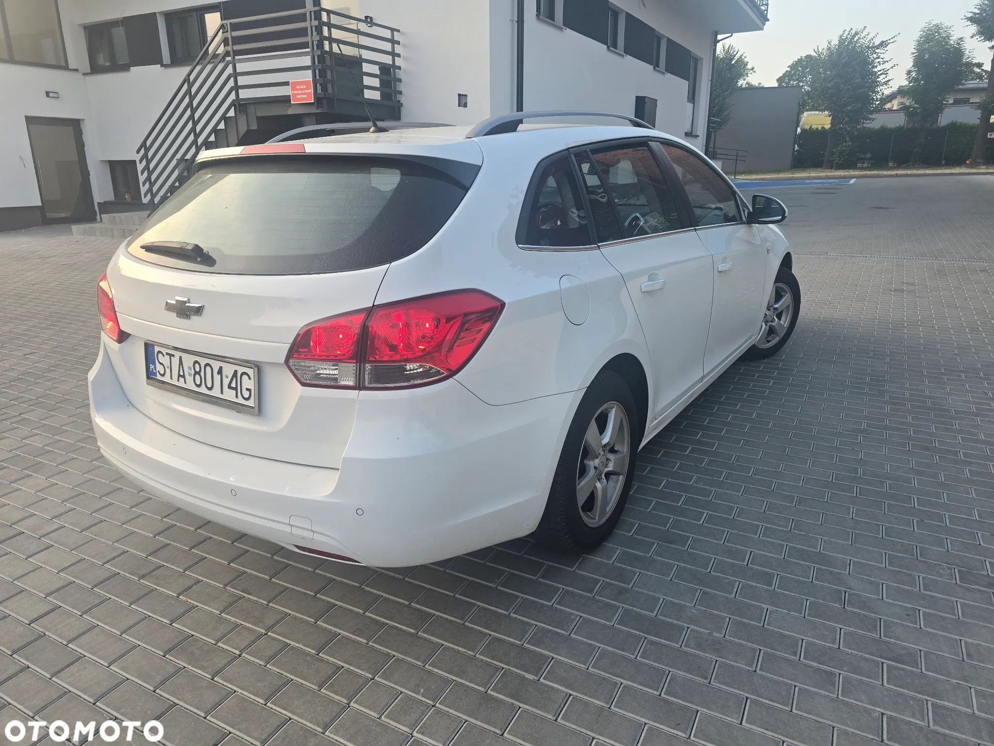 Chevrolet Cruze Station Wagon 1.6 LS+ - 4