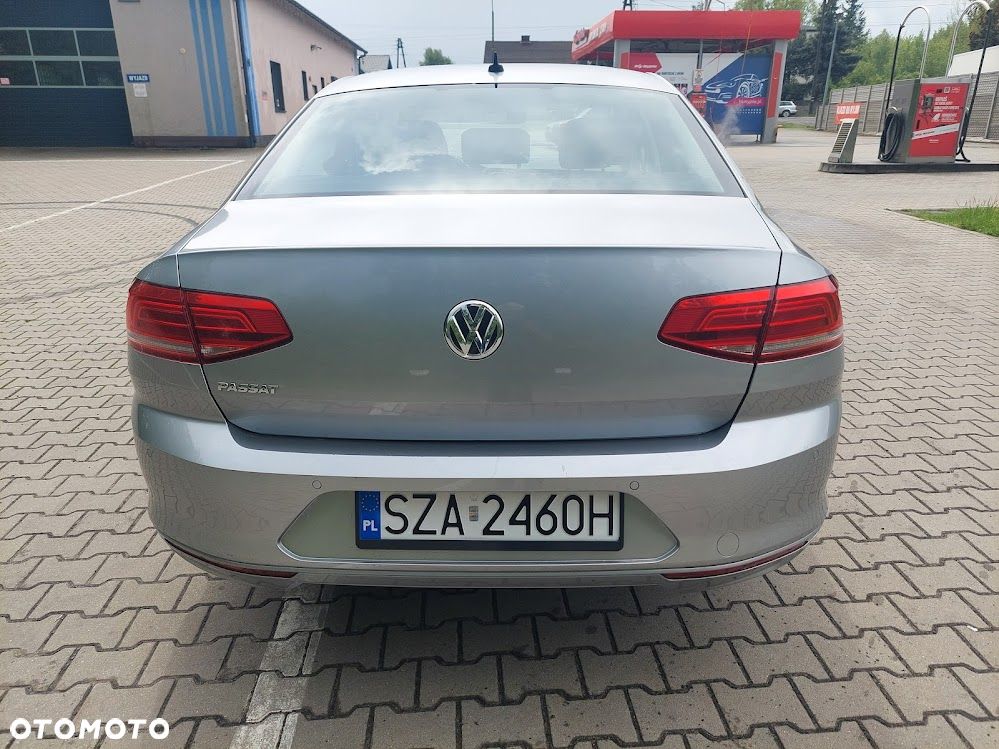 Volkswagen Passat 2.0 TDI BMT Comfortline - 14