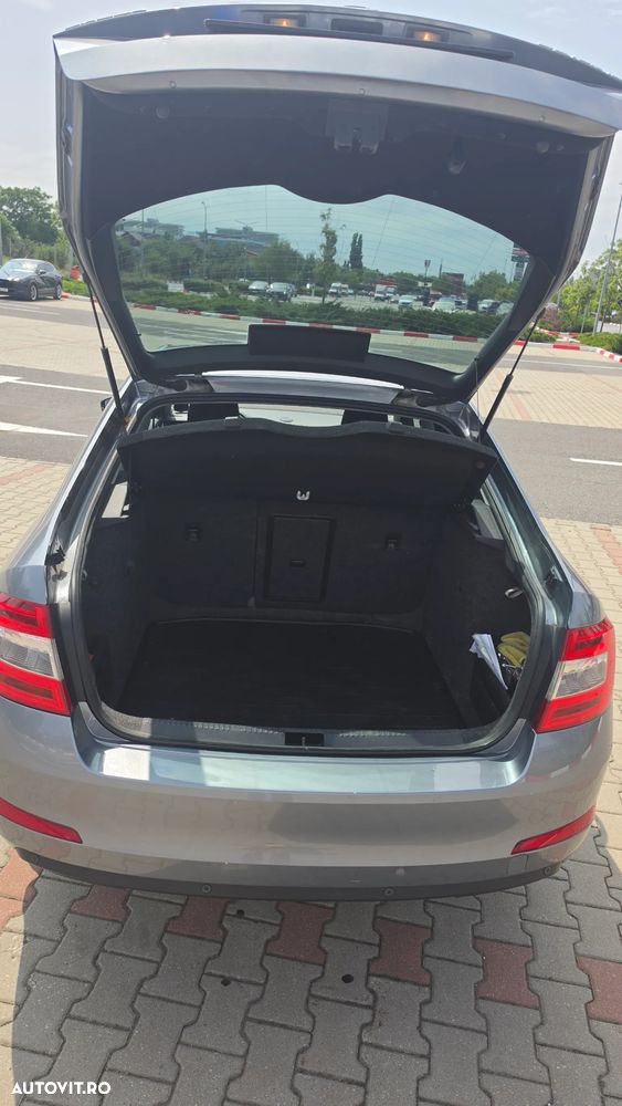Skoda Octavia 1.2 TSI STYLE - 23