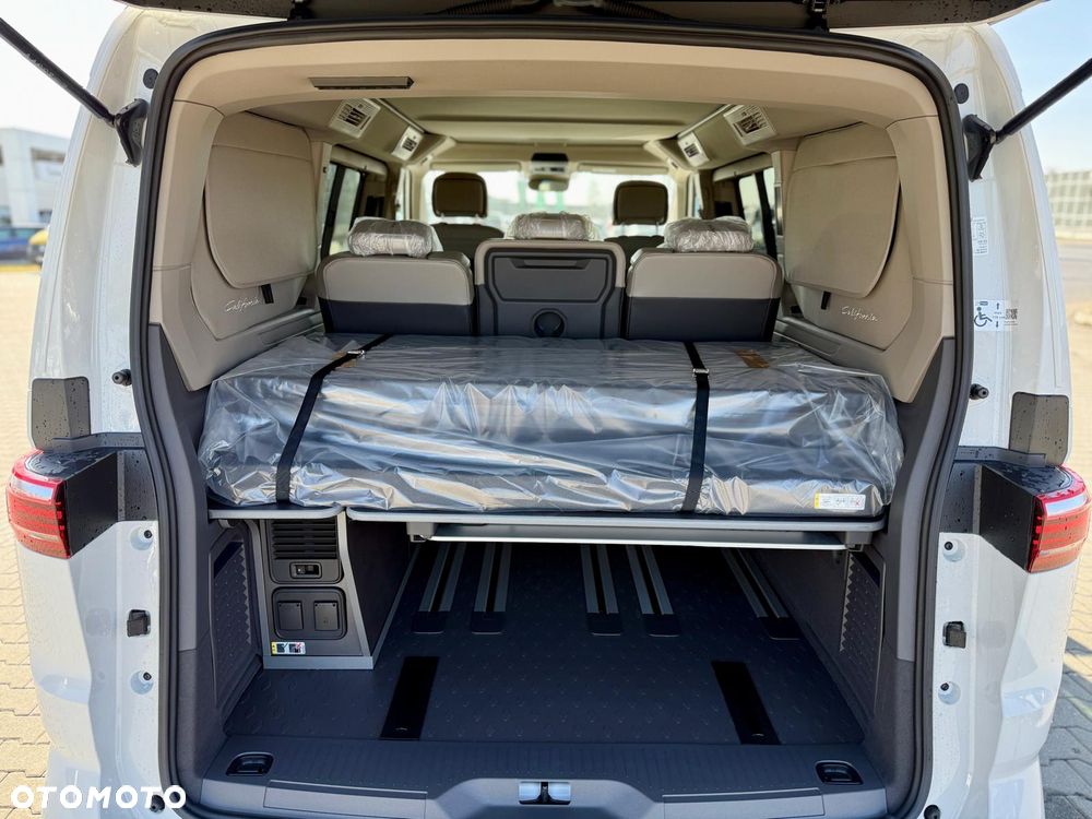 Volkswagen California - 35