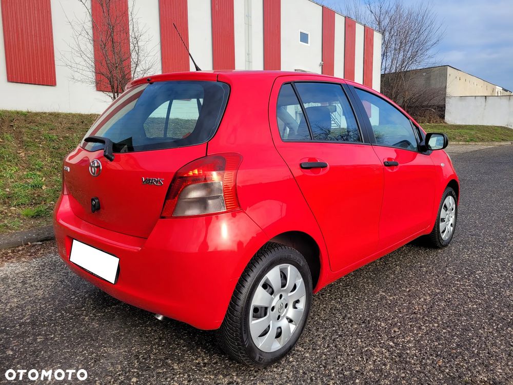 Toyota Yaris 1.3 VVT-i Luna - 7