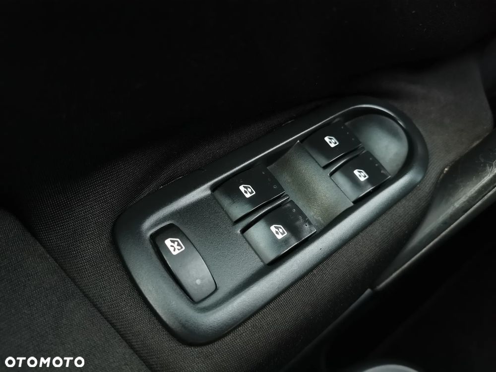 Renault Megane 1.5 dCi Avantage - 29