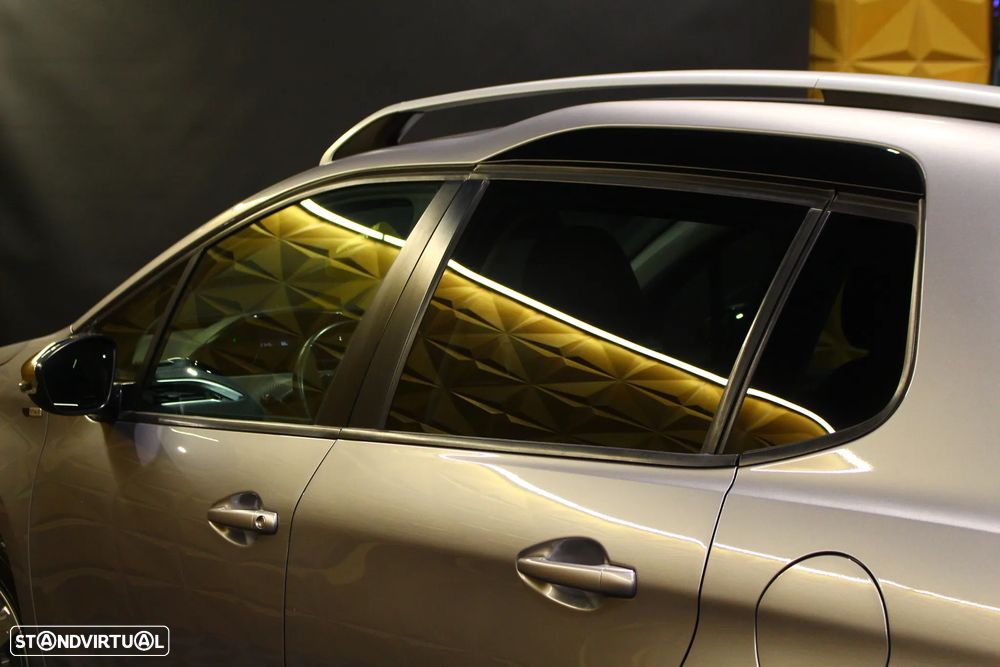 Peugeot 2008 1.6 BlueHDi Style - 12