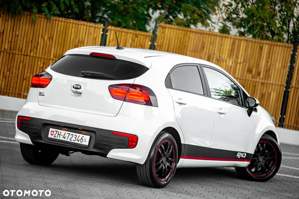 Kia Rio 1.4 Business Line Plus - 16