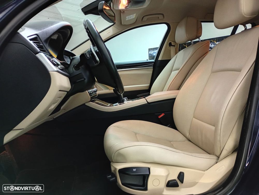 BMW 520 d xDrive Line Luxury Auto - 16
