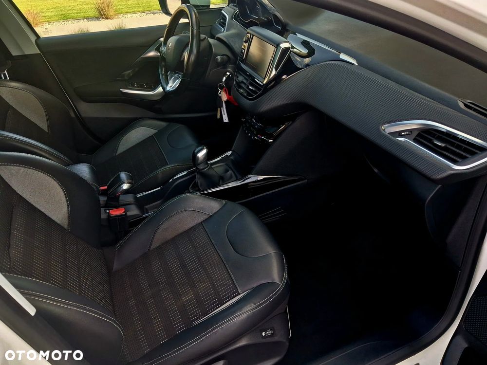 Peugeot 2008 - 21