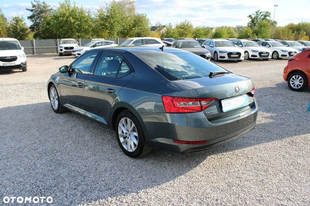 Skoda Superb - 8