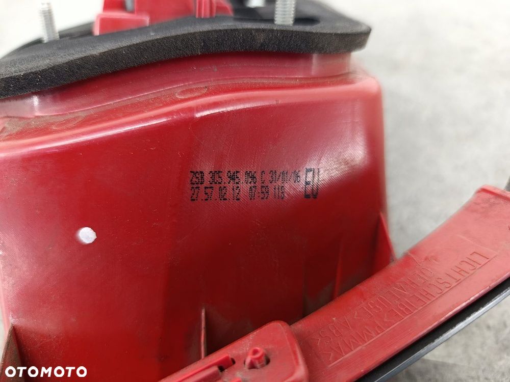 LAMPA TYLNA PRAWA VW PASSAT B6 3C5945096C SEDAN - 8