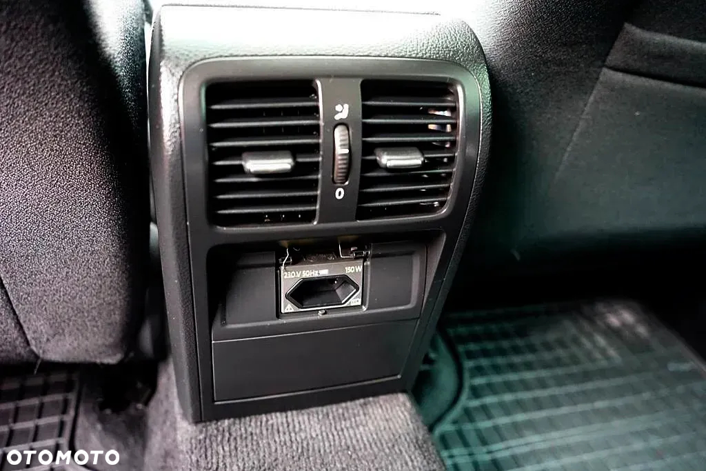 Volkswagen Passat - 18