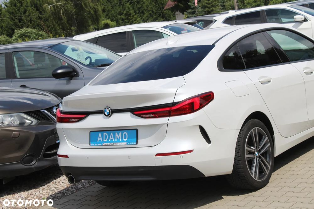 BMW Seria 2 218i - 8