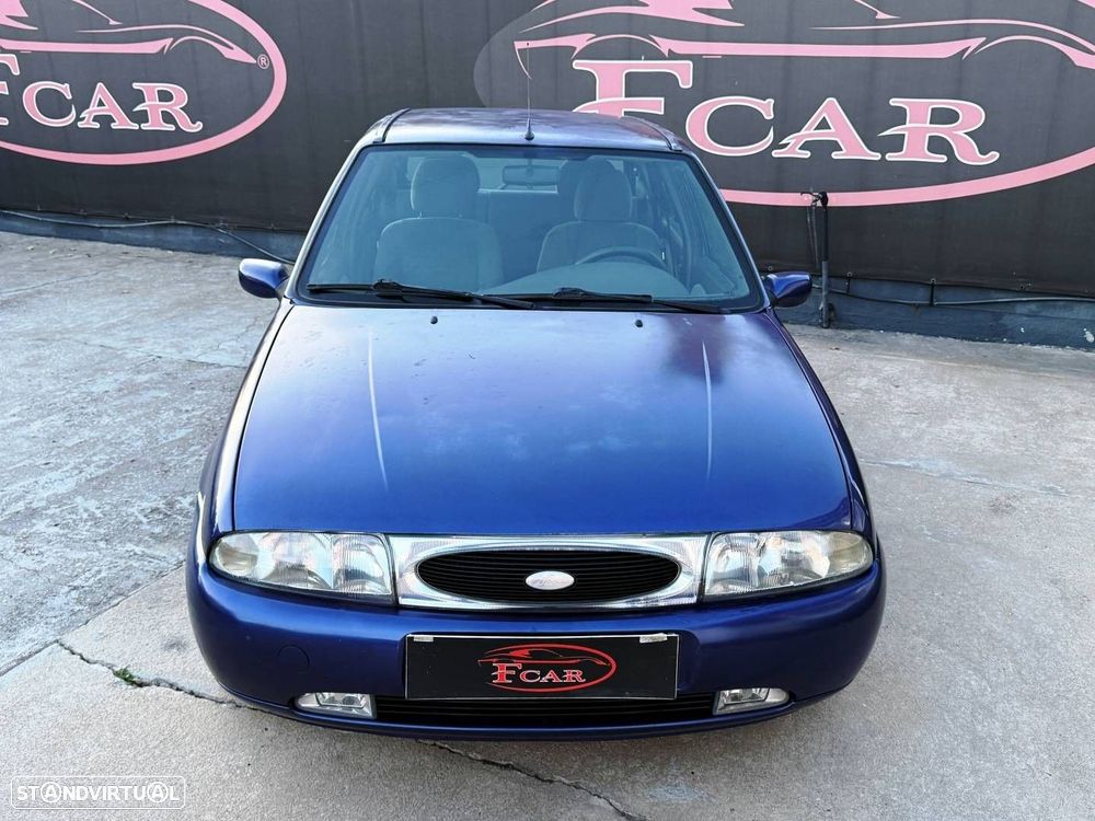 Ford Fiesta 1.25 Ghia - 24