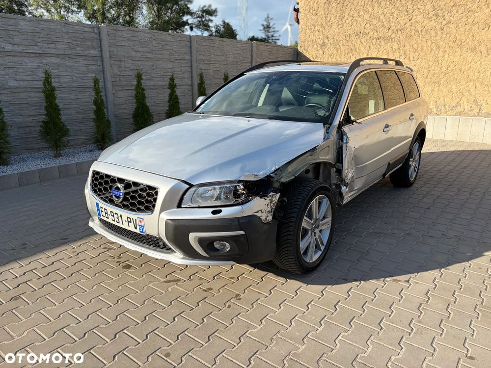 Volvo XC 70 D5 AWD Summum - 4