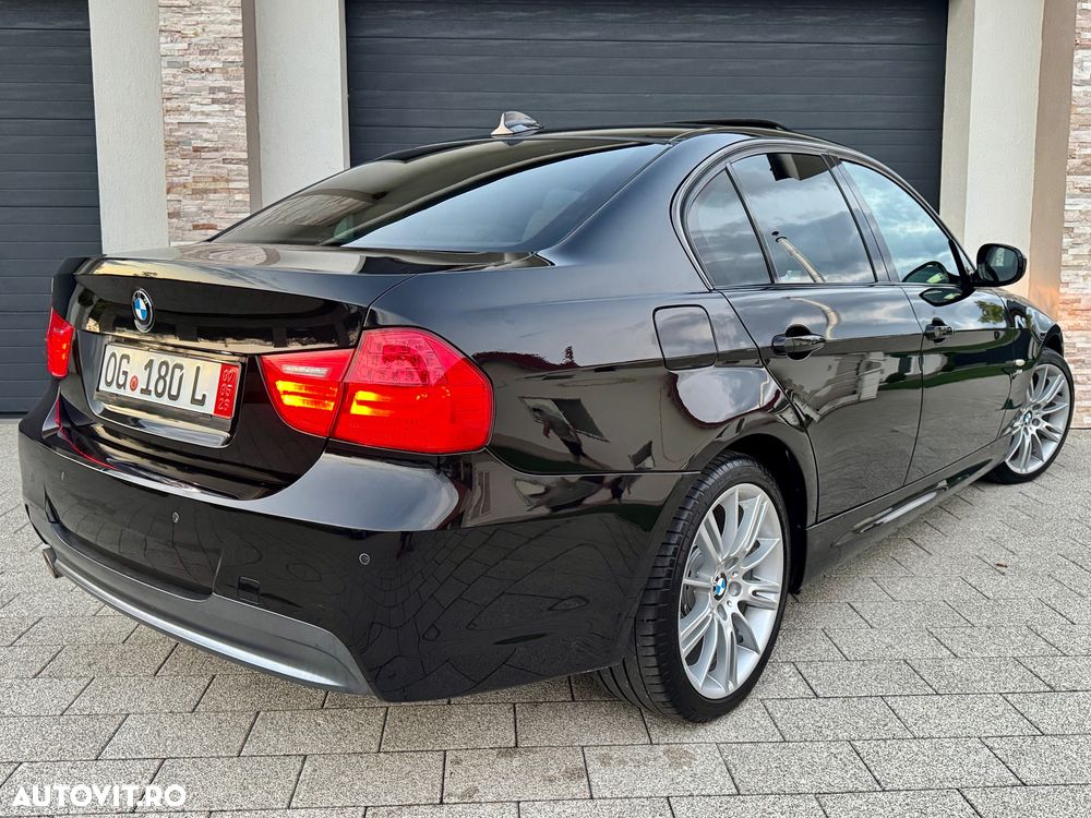 BMW Seria 3 320d xDrive DPF Aut. - 26