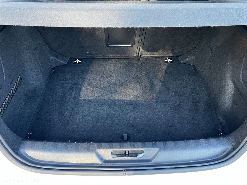Peugeot 308 PureTech 130 Stop & Start Allure - 20