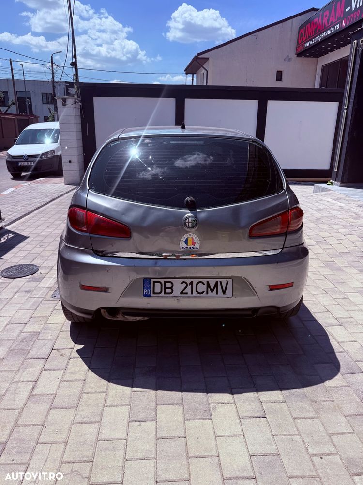 Alfa Romeo 147 1.6 TS Medium - 3