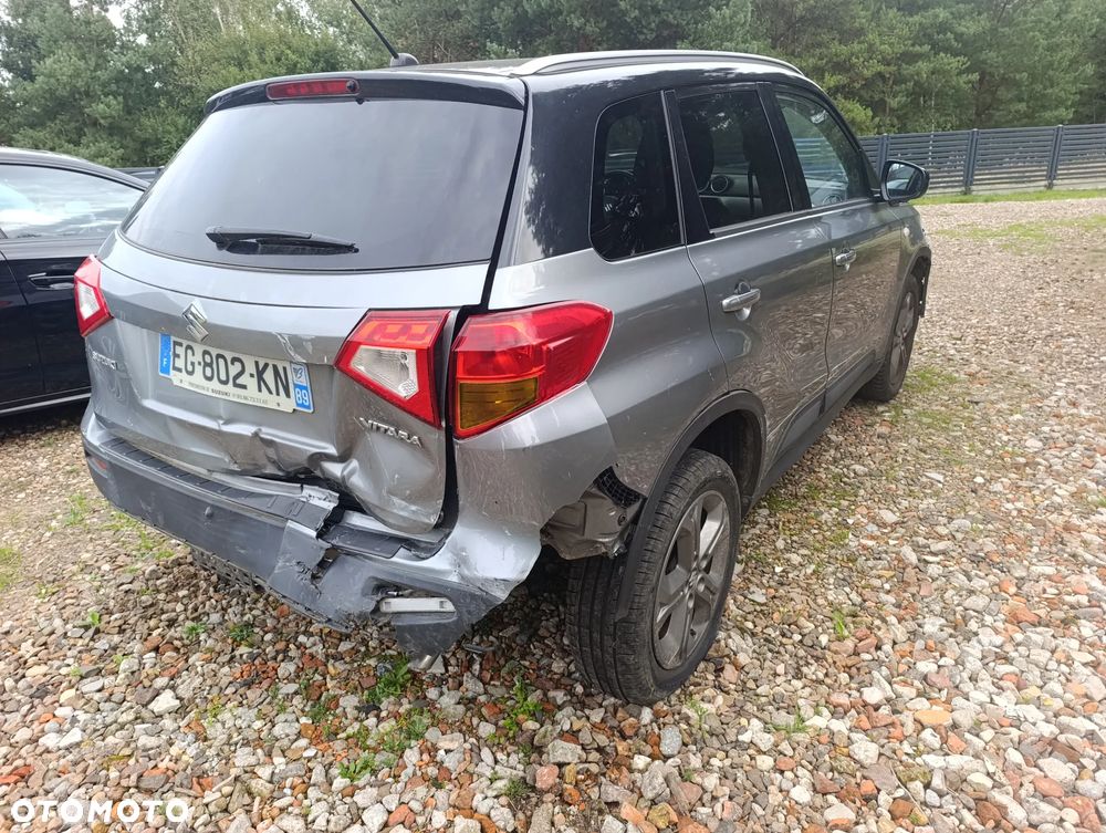 Suzuki Vitara 1.6 Comfort 2WD - 6
