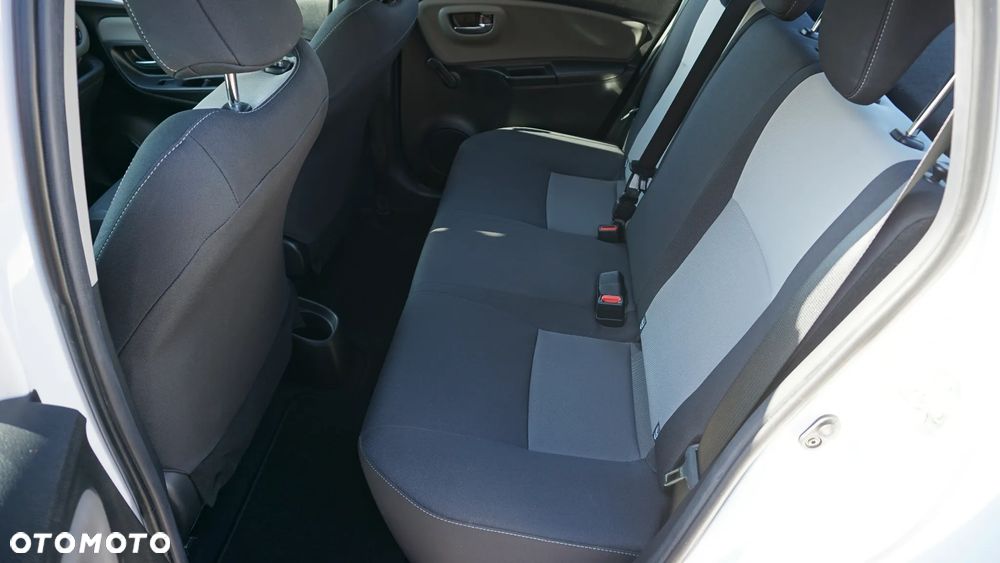Toyota Yaris 1.5 Premium - 14