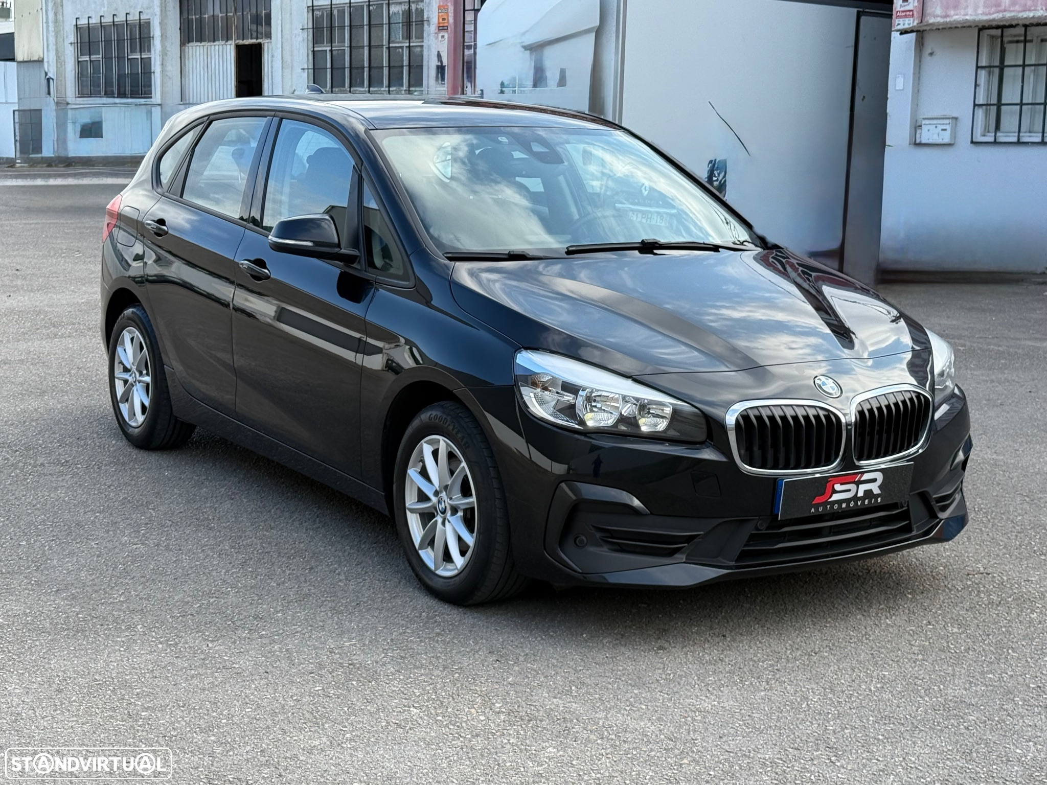BMW 216 Active Tourer d Corporate Edition Business Edition - 2