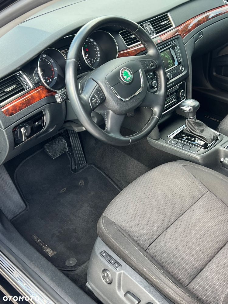 Skoda Superb 2.0 TSI Elegance DSG - 7
