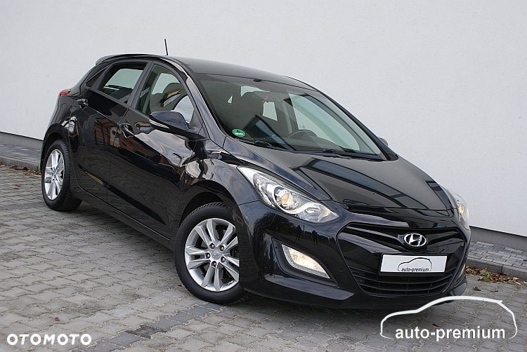 Hyundai i30 1.6 CRDi Fifa World Cup Edition - 35