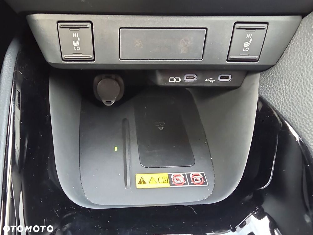 Toyota Yaris Hybrid 1.5 Executive - 26