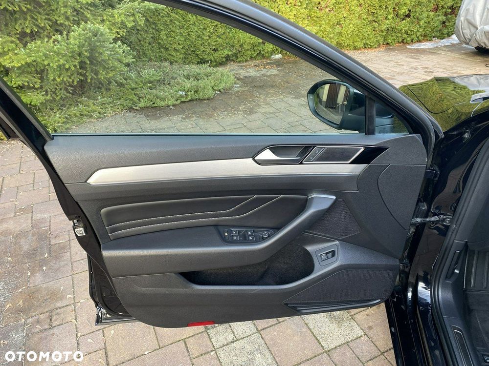 Volkswagen Passat 1.5 TSI EVO Elegance DSG - 30