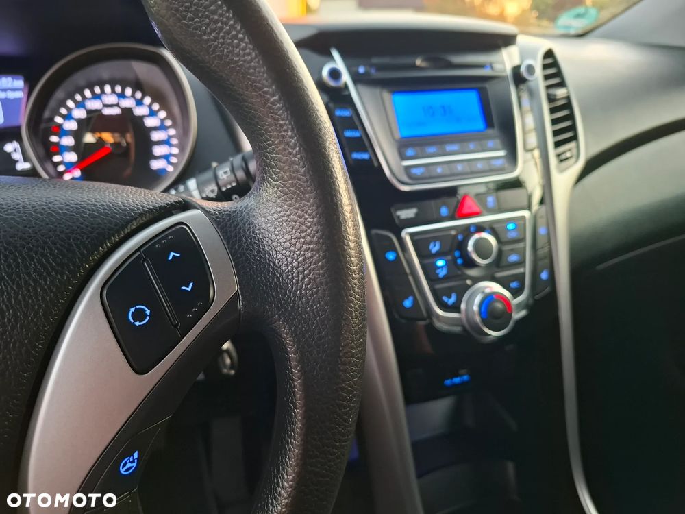 Hyundai i30 - 17