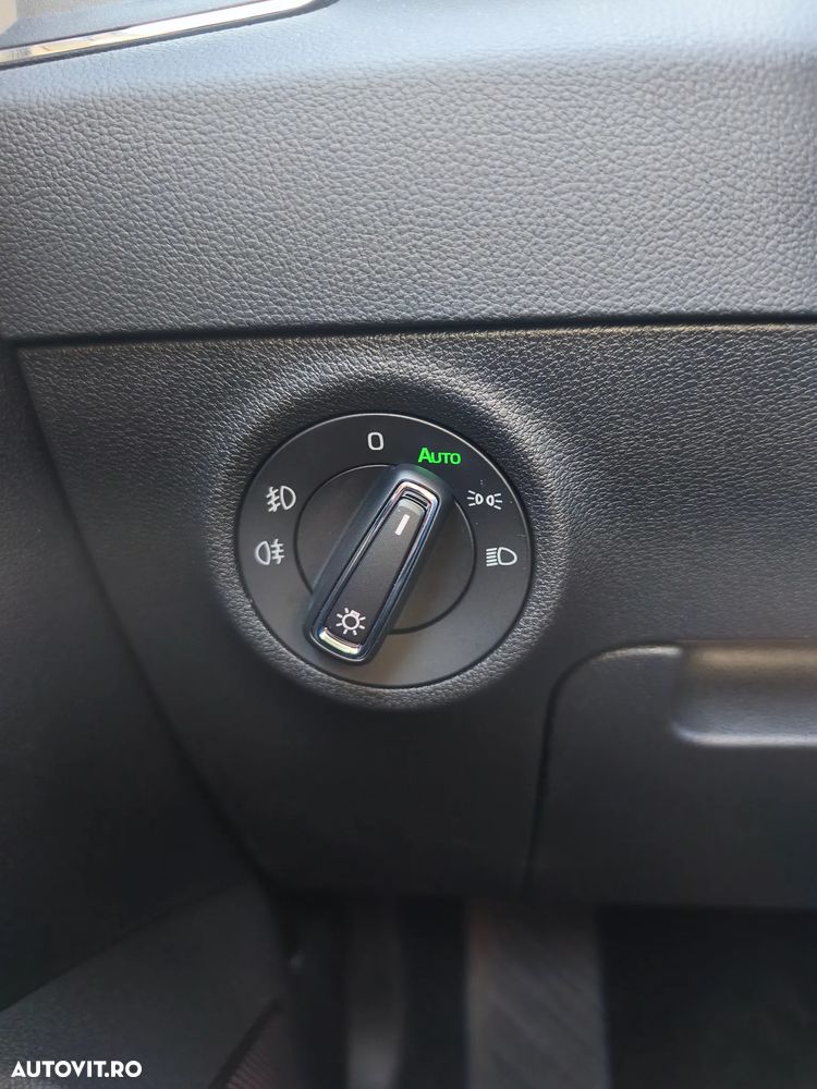 Skoda Karoq 1.5 TSI DSG Selection - 33