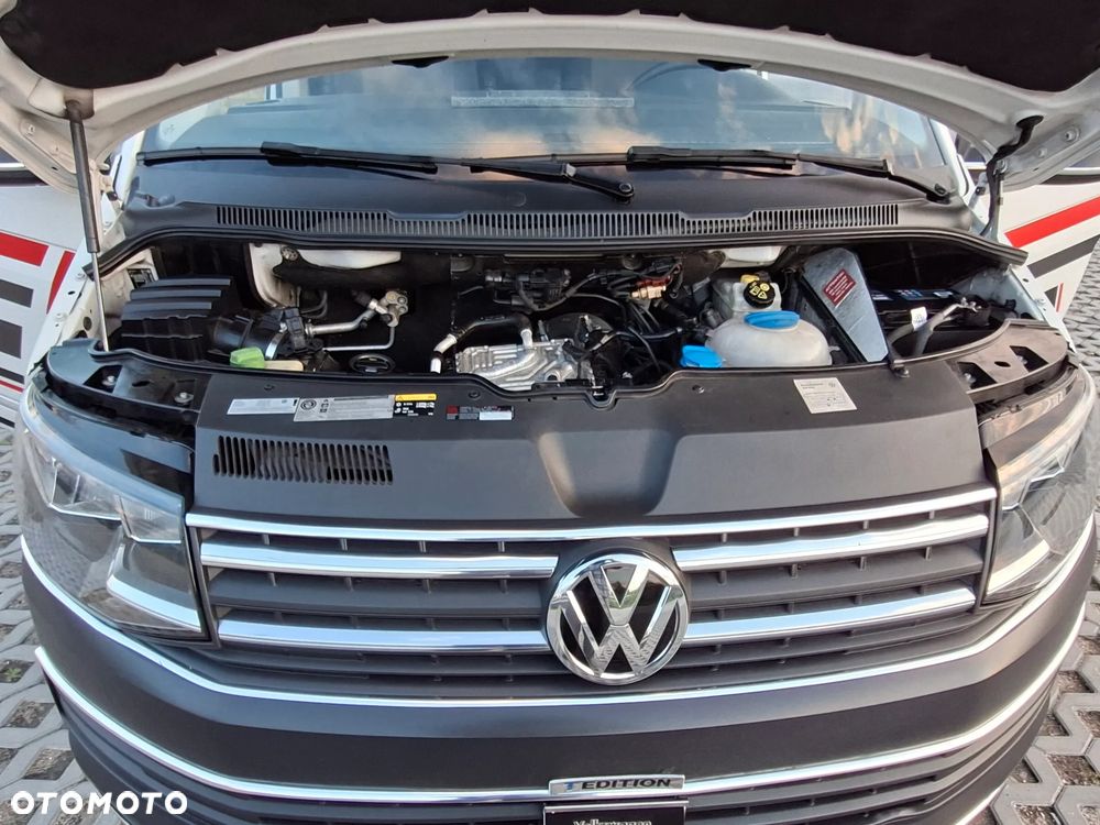 Volkswagen Caravelle - 34