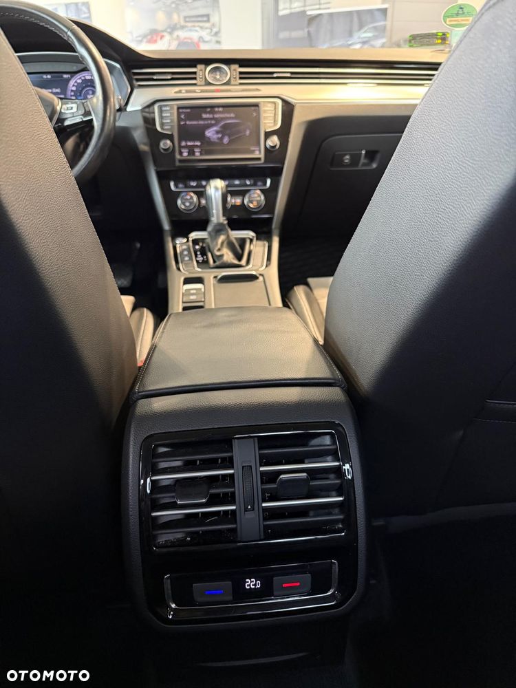 Volkswagen Passat 1.8 TSI BMT Comfortline DSG - 10