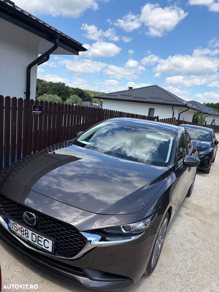 Mazda 3 G122 AT Plus - 1