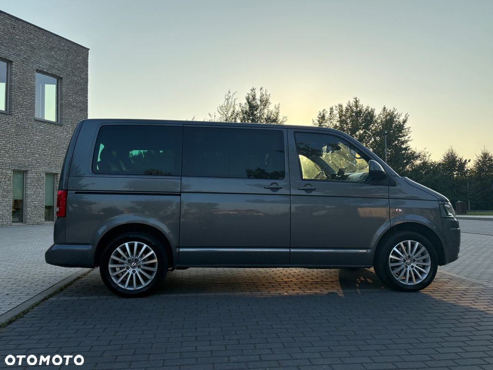 Volkswagen Multivan - 2