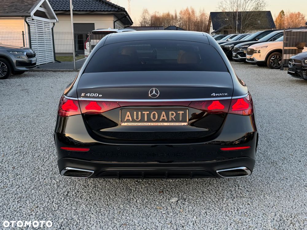 Mercedes-Benz Klasa E 400e 4Matic 9G-TRONIC - 14