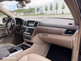 Mercedes-Benz ML - 7