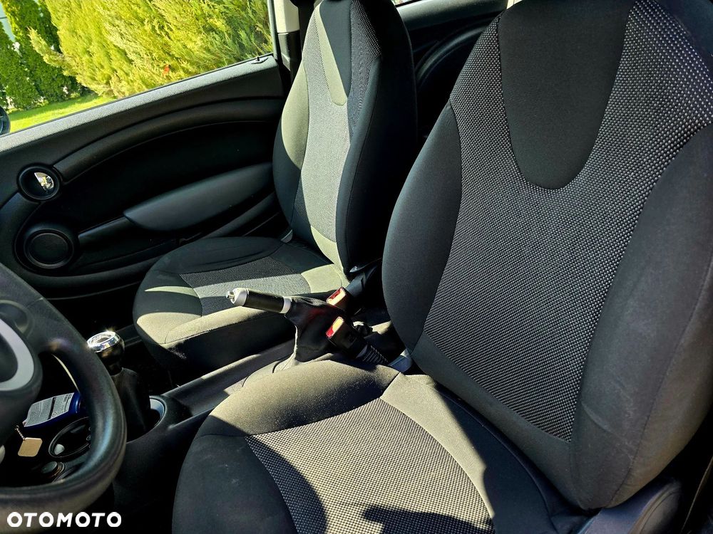 MINI Cooper - 16