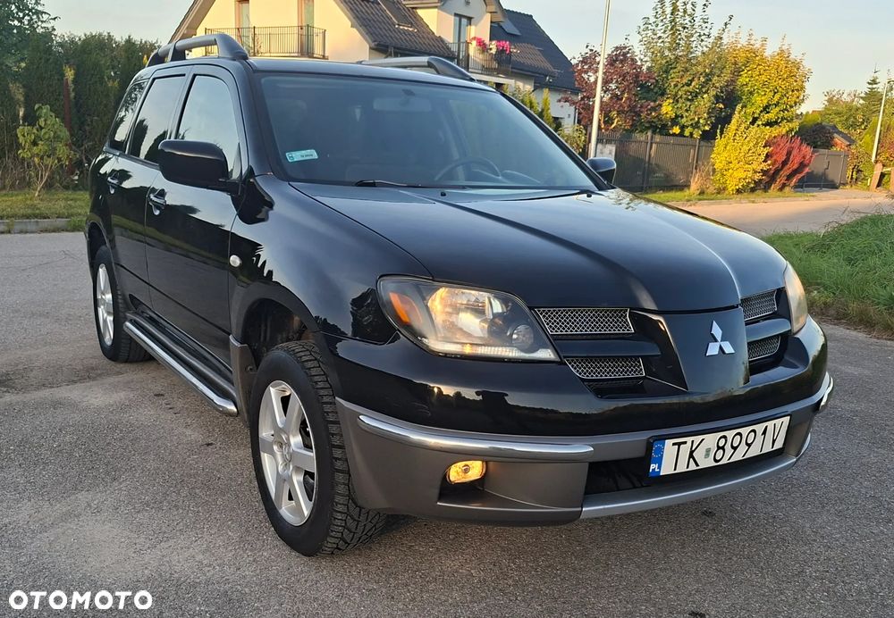 Mitsubishi Outlander - 4