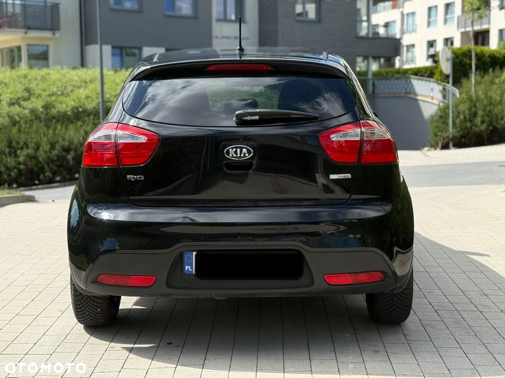 Kia Rio 1.2 Attract - 4
