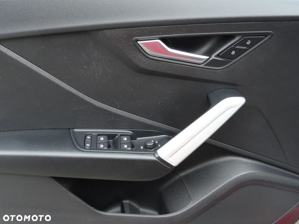 Audi Q2 30 TDI S tronic sport - 23