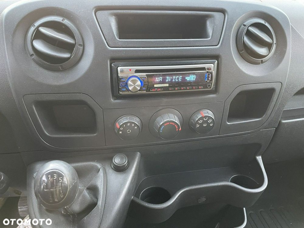 Renault Master - 18