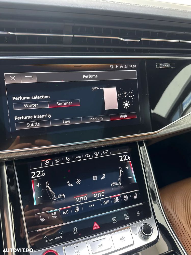 Audi RS Q8 4.0 TFSI quattro MHEV Tiptronic - 11