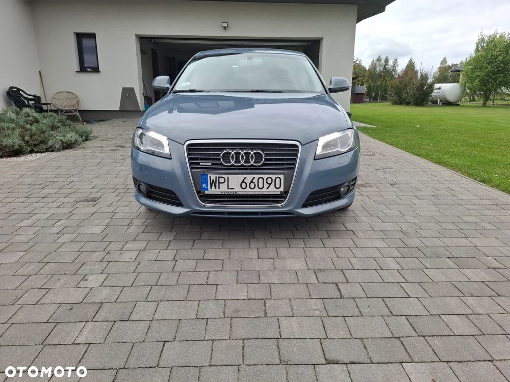 Audi A3 Sportback 2.0 TDI DPF quattro Ambiente - 15